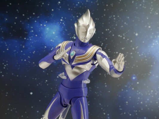 S.H.Figuarts（真骨雕制法） 迪迦奥特曼 空中型