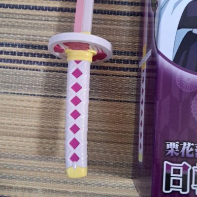 鬼灭之刃 蝴蝶忍的日轮刀