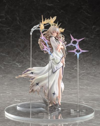 胜利女神：新的希望 皇冠 皇帝的新衣