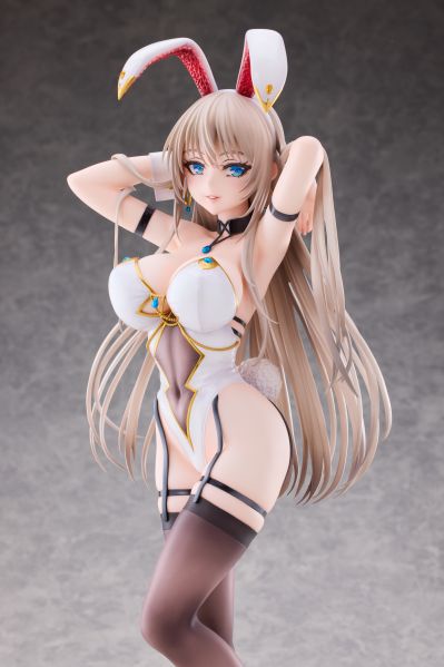 白色兔女郎姐姐