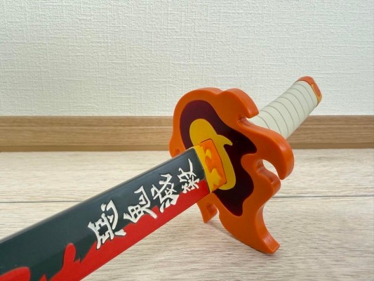 鬼灭之刃 炼狱杏寿郎的日轮刀