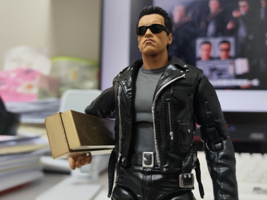 MAFEX 编号199  终结者2：审判日 T-800