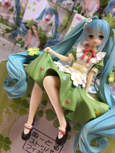 初音未来 压泡面人偶 花仙子系列—幸运草仙子—