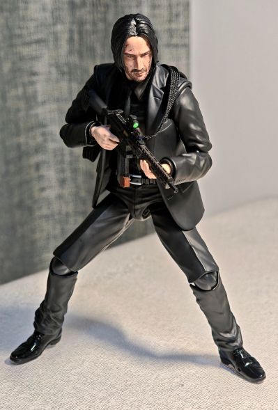 MAFEX 编号233 疾速追杀3 约翰·维克