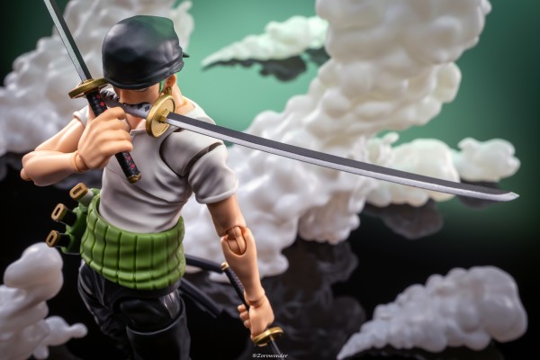 S.H.Figuarts 罗罗诺亚·佐罗 -冒险的序幕-