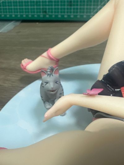 莉莉