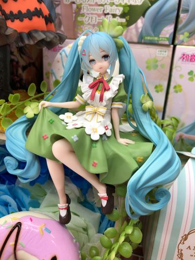 初音未来 压泡面人偶 花仙子系列—幸运草仙子—