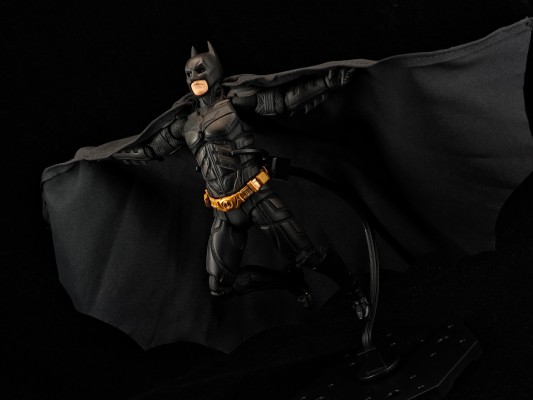MAFEX  No.053 正义联盟  蝙蝠侠 Ver.3.0 