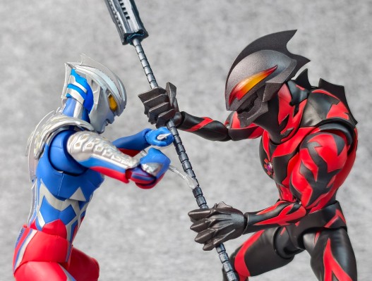 S.H.Figuarts 贝利亚奥特曼（黑暗邪雄版）