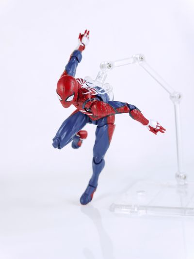 S.H.Figuarts 游戏：漫威蜘蛛侠 蜘蛛侠 高级战衣