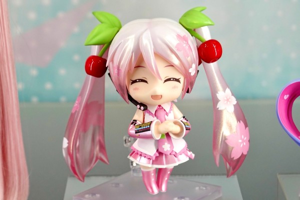 粘土人#2730 初音未来 兔子洞
