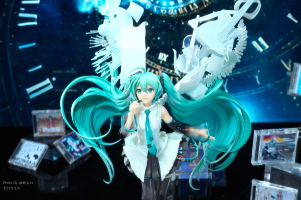 【2025.3.9】初音未来 16周年纪念款