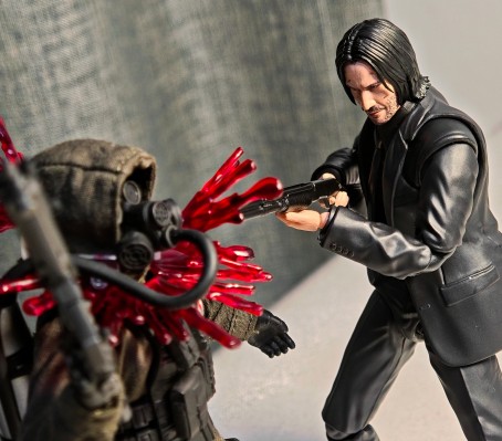 MAFEX 编号233 疾速追杀3 约翰·维克