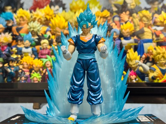 S.H.Figuarts 超级赛亚人之神超级赛亚人贝吉特-专属纪念款-