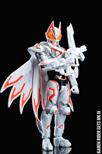 S.H.Figuarts 假面骑士极狐九尾