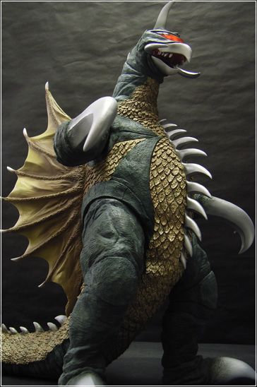 东宝30cm系列 盖刚 涂装完成品