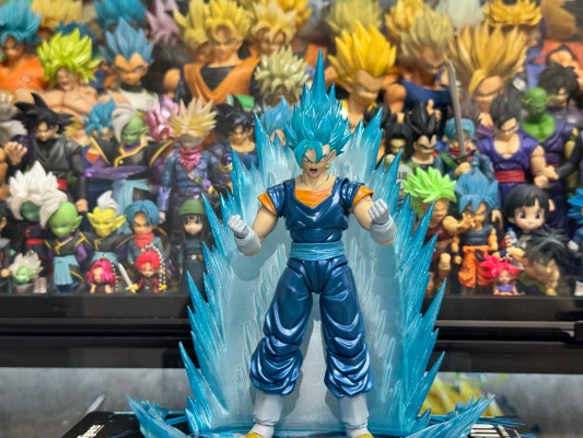 S.H.Figuarts 超级赛亚人之神超级赛亚人贝吉特-专属纪念款-