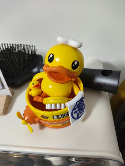 B.Duck 斯巴达克