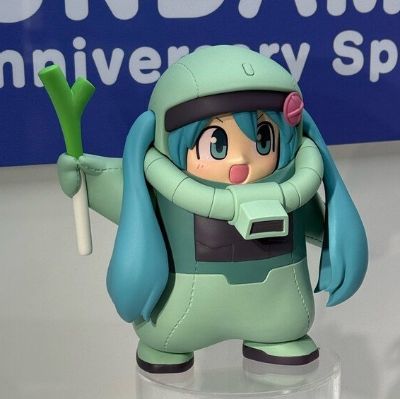 高达45周年联名初音未来 珍藏人偶 扎古谷努咪[初音未来版]