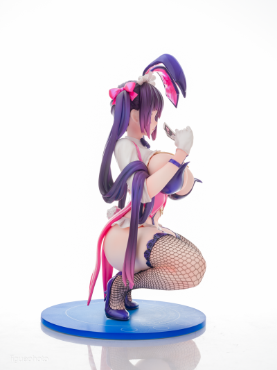 兔女郎发牌员