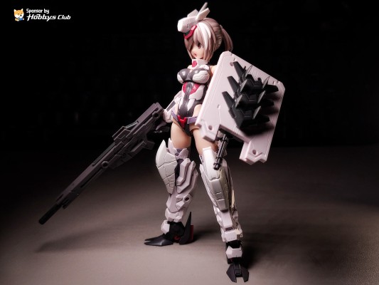 机甲少女 初云