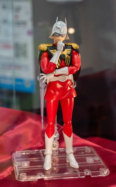 S.H.Figuarts 夏亚·阿兹纳布尔