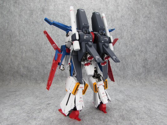 MG 1/100 机动战士高达ZZ  FA-010S 全装甲ZZ高达
