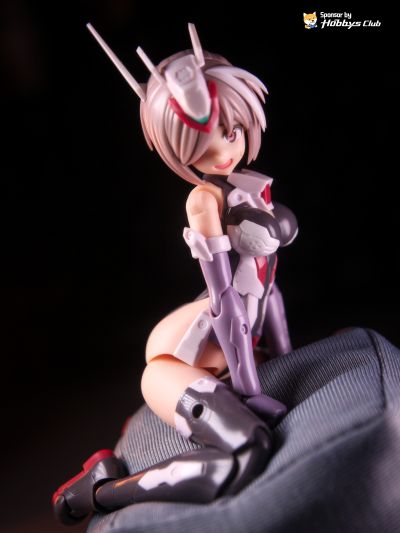 机甲少女 初云