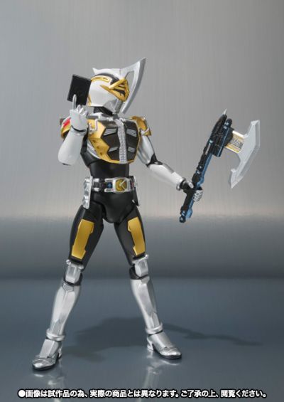 S.H.Figuarts 假面骑士电王 圣斧形态