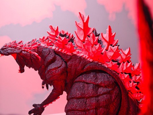 S.H.MonsterArts 哥斯拉：奇异点 终末哥斯拉 / 破灭型哥斯拉
