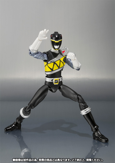 S.H.Figuarts 强龙黑与强龙粉