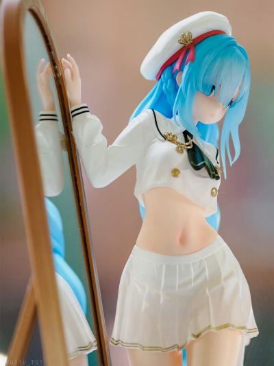 Gift+系列 碧蓝航线 雅努斯 踌躇的换衣时间