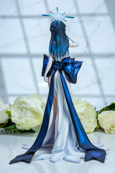 蔚蓝档案 锭前纱织 礼服