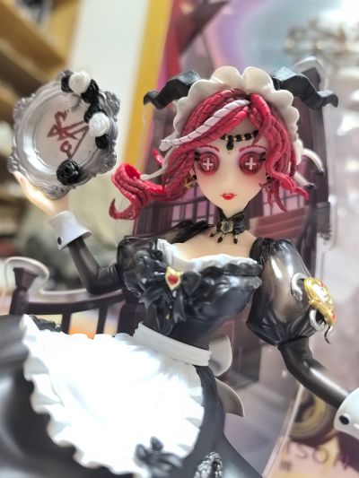 第五人格 《真理之下——红发的魔女》 祭司 绯