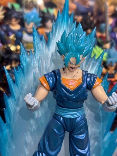 S.H.Figuarts 超级赛亚人之神超级赛亚人贝吉特-专属纪念款-