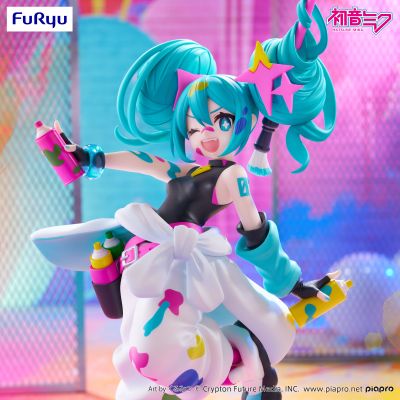 初音未来 Trio-Try-iT珍藏人偶—绘画少女—