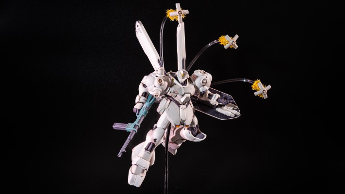 ROBOT魂＜机动战士系列＞ 实物大Nu高达立像 MSN-04FF 沙扎比 双管浮游炮型