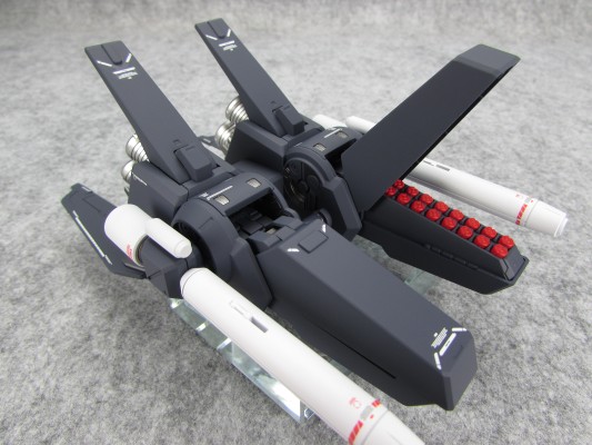 MG 1/100 机动战士高达ZZ  FA-010S 全装甲ZZ高达
