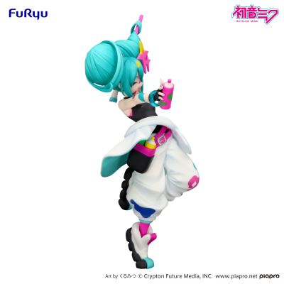 初音未来 Trio-Try-iT珍藏人偶—绘画少女—