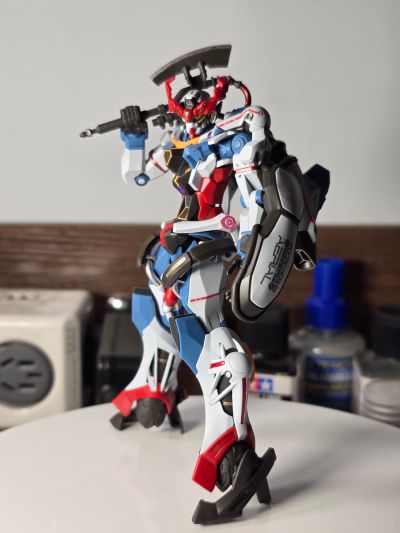 HG 1/144 夸克斯高达