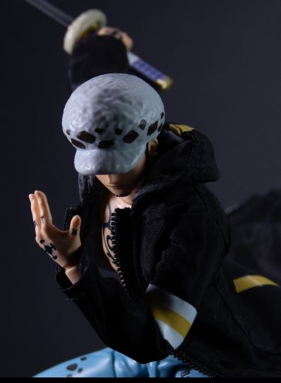 S.H.Figuarts  特拉法尔加·罗 -讨伐鬼之岛-
