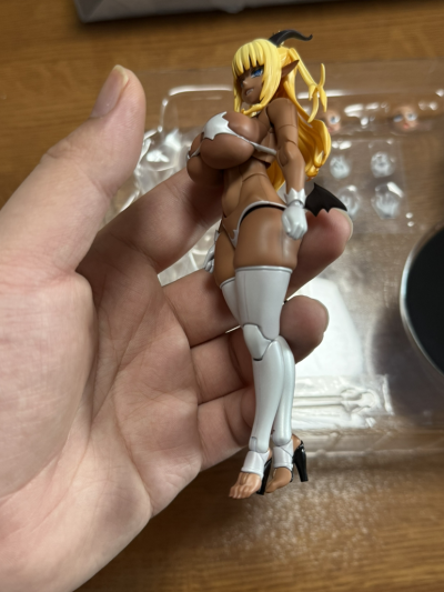 HENTAI ACTION 魅魔女王VS杂鱼哥布林 魅魔女王 莉兹贝特 ～褐色～
