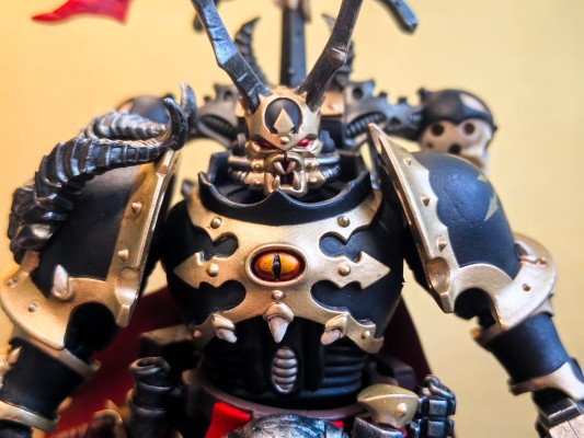 战锤40000 混沌星际战士 黑色军团 装备爆矢枪和动力槌的神选勇士