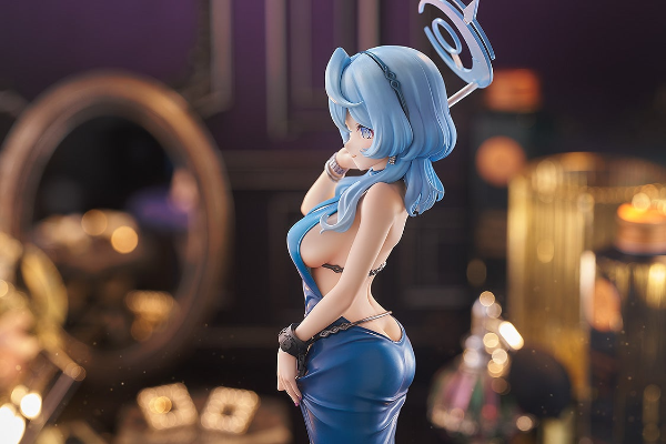 蔚蓝档案 天雨亚子（礼服）