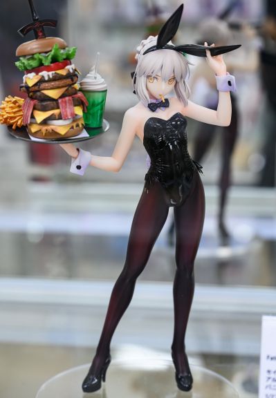 命运-冠位指定 剑士-阿尔托莉雅・潘德拉贡[Alter] 兔女郎