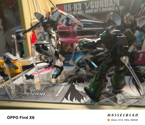HGUC 1/144 机动战士高达 逆袭的夏亚  Nu高达