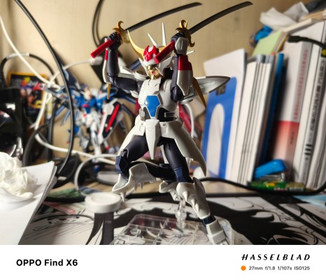 超弹可动 魔神坛斗士 光明皇帝火焰神