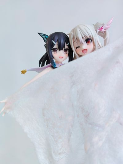 魔法少女伊莉雅 第三季 伊莉雅 与 美游 泳装版 特别套装