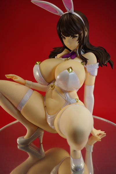 三柿野日和 白色兔女郎