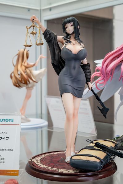 胜利女神：妮姬 D：杀手妻子